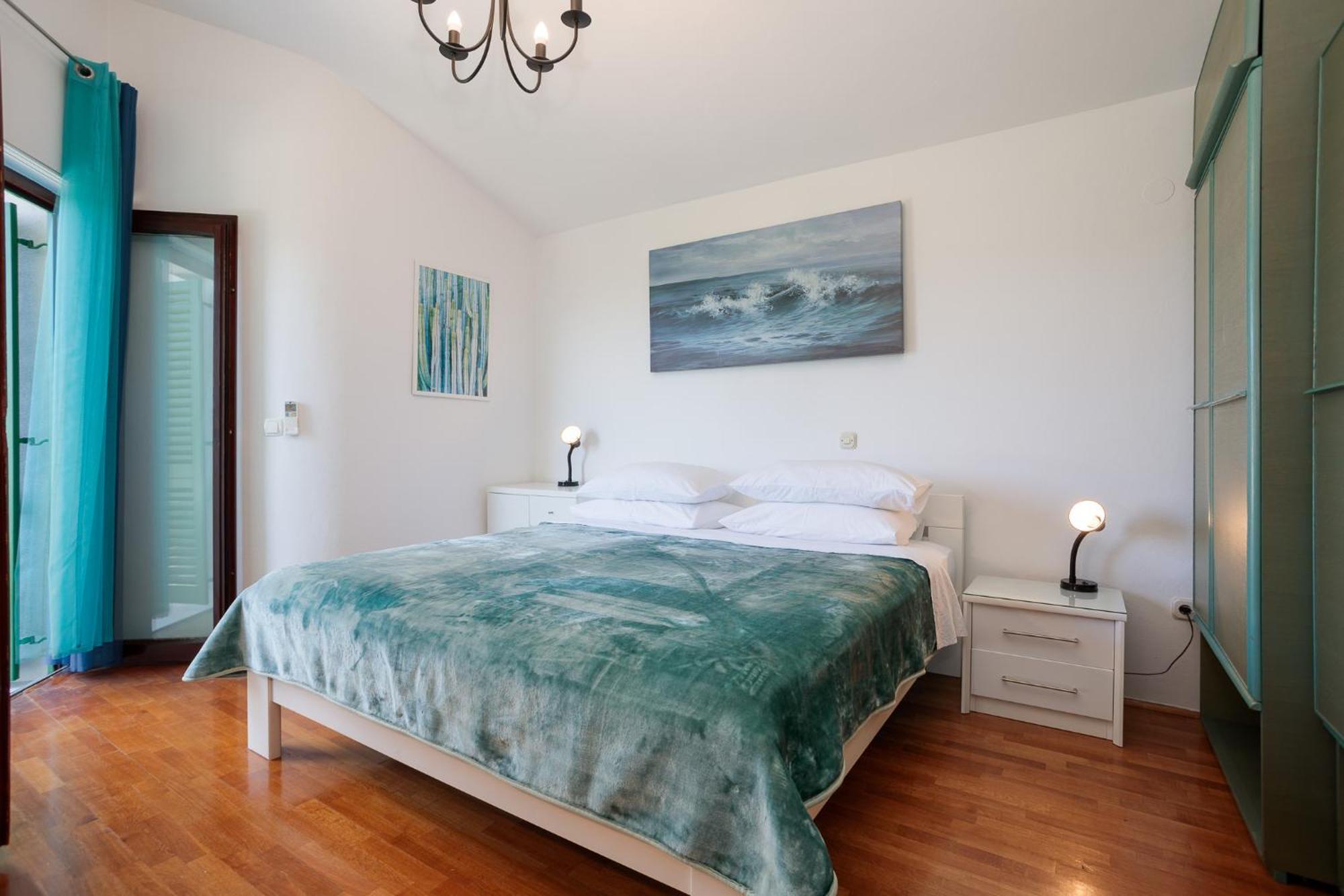 Apartments Delfin Крк Экстерьер фото
