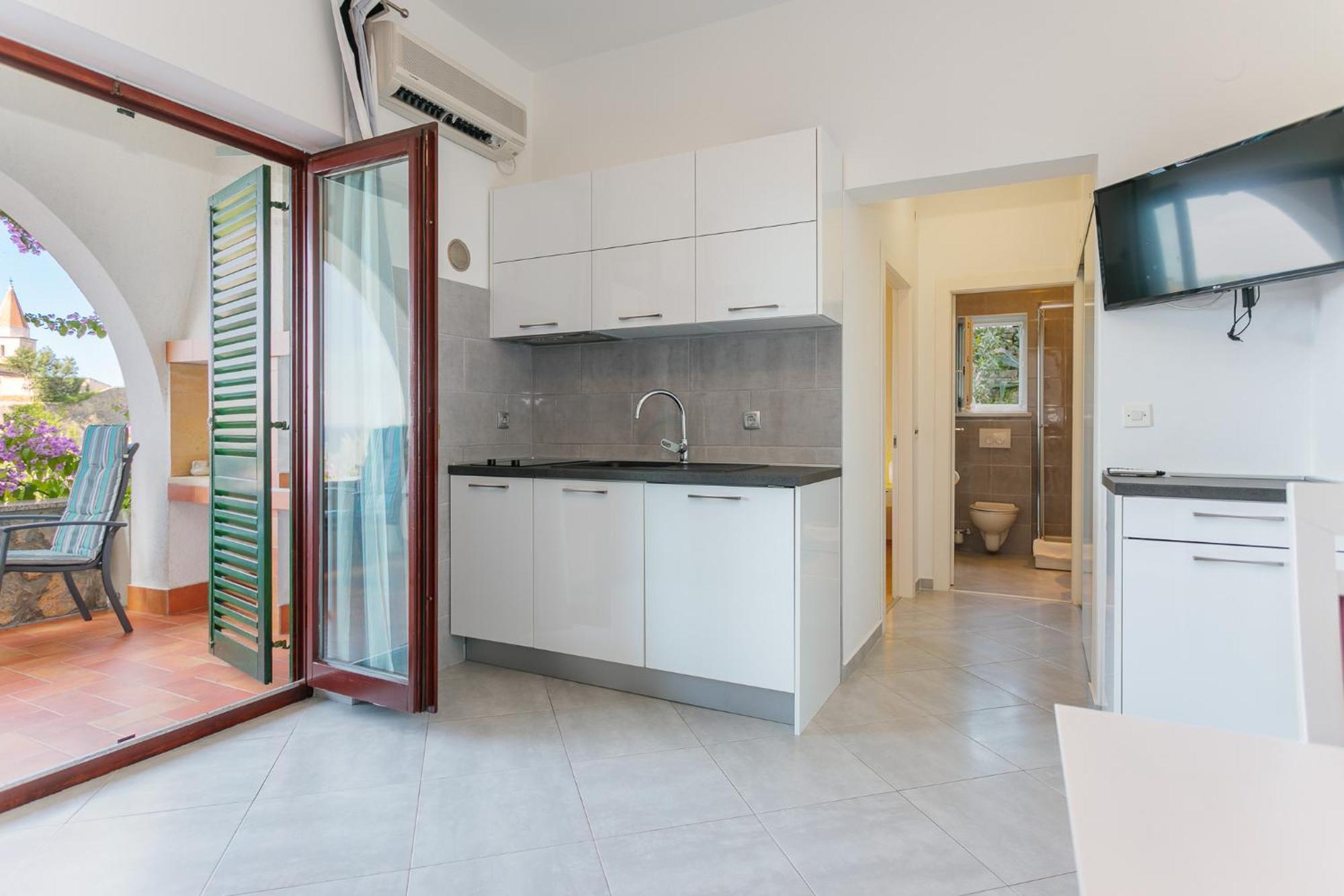 Apartments Delfin Крк Экстерьер фото