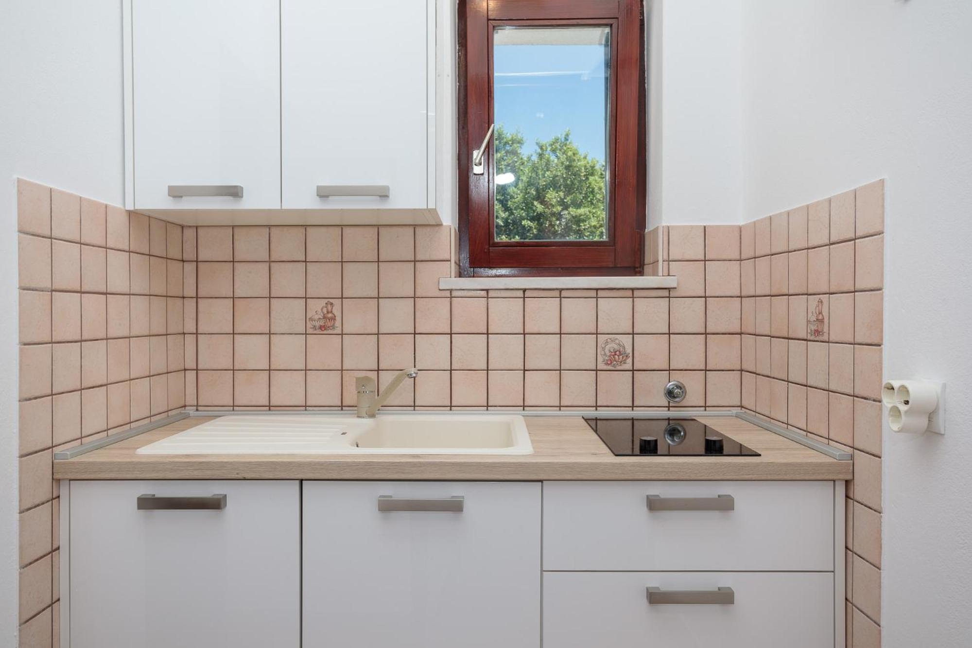 Apartments Delfin Крк Экстерьер фото